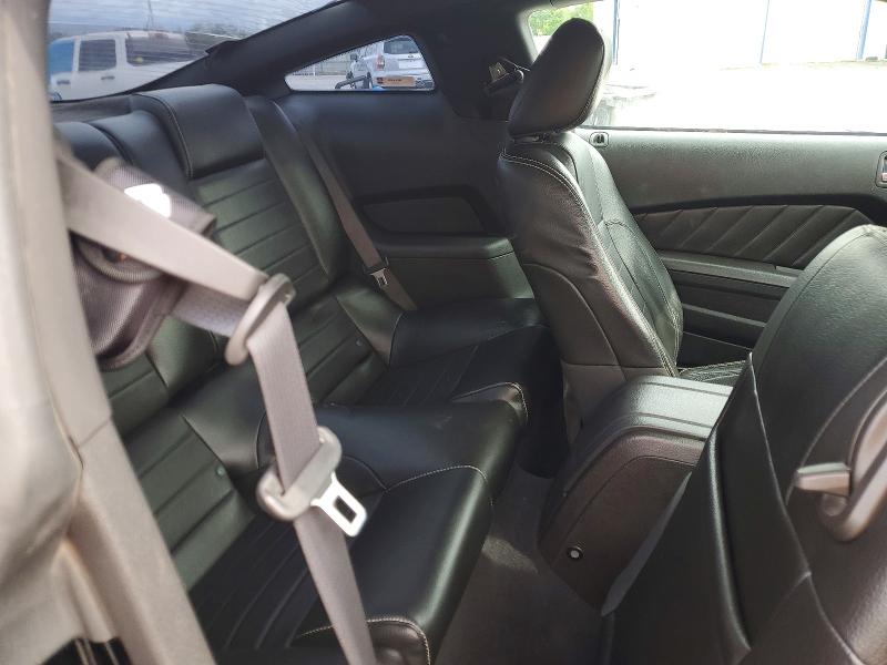 57509626 :رقم المزاد ، 1ZVBP8CH6A5128989 vin ، 2010 Ford Mustang مزاد بيع