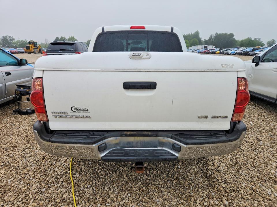 57999596 :رقم المزاد ، 5TELU42NX8Z575381 vin ، 2008 Toyota Tacoma مزاد بيع