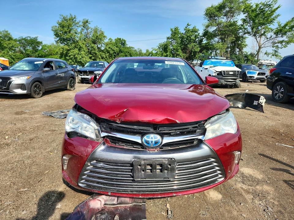 57023776 :رقم المزاد ، 4T1BD1FK6HU204300 vin ، 2017 Toyota Camry Hybrid مزاد بيع