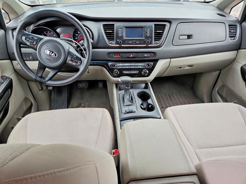 58522006 :رقم المزاد ، KNDMB5C16J6348607 vin ، 2018 Kia Sedona مزاد بيع