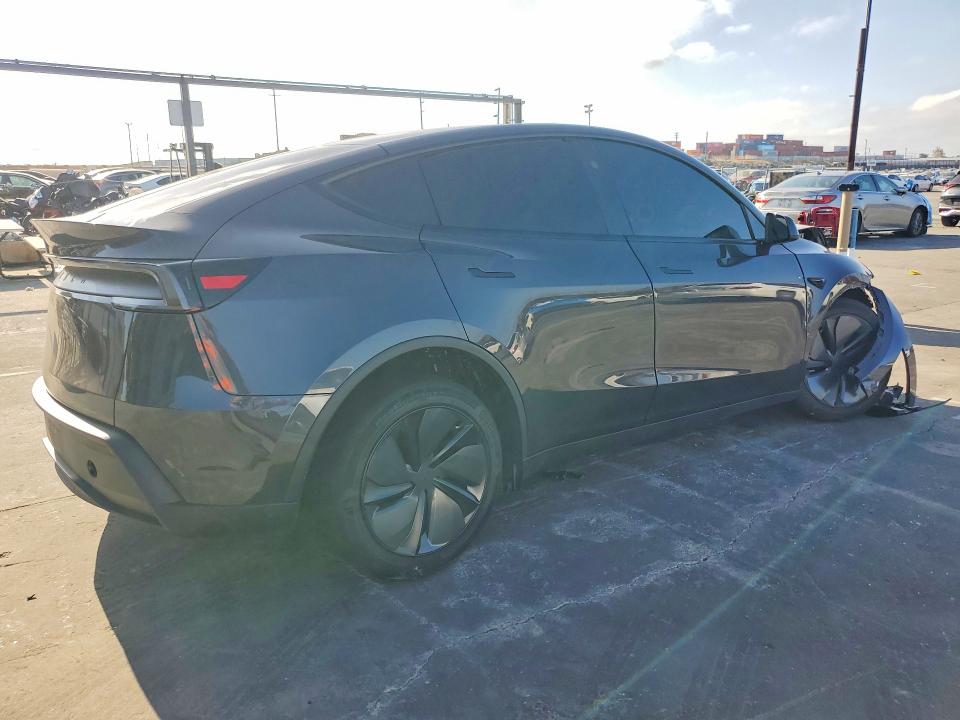 2026 Tesla Model Y მანქანა იყიდება აუქციონზე, vin: 7SAYGDED0TF386011, აუქციონის ნომერი: 56892376