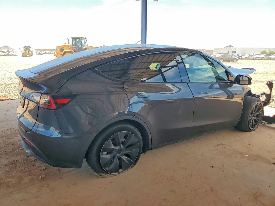 56836516 :رقم المزاد ، 7SAYGDED6SF315457 vin ، 2025 Tesla Model Y مزاد بيع