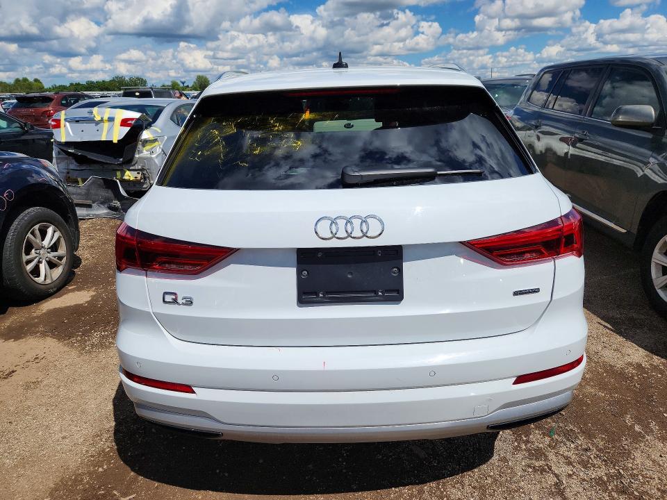 Продажа на аукционе авто 2019 Audi Q3, vin: WA1BECF32K1064044, номер лота: 58890056