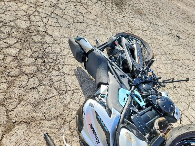 Продажа на аукционе авто 2025 Kawasaki Zr900, vin: ML5ZRDS11SDA04836, номер лота: 58424346