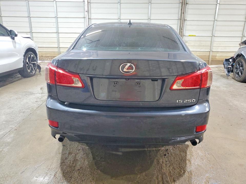 2011 Lexus Is მანქანა იყიდება აუქციონზე, vin: JTHBF5C2XB5137128, აუქციონის ნომერი: 58075616