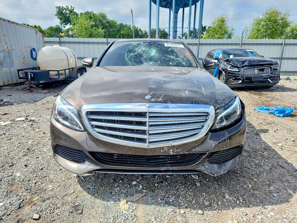2015 Mercedes-benz C მანქანა იყიდება აუქციონზე, vin: 55SWF4KB7FU035741, აუქციონის ნომერი: 95589555