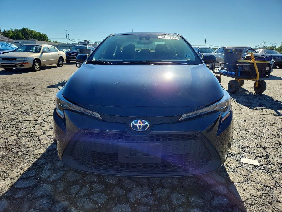 Продажа на аукционе авто 2022 Toyota Corolla, vin: JTDEAMDE1NJ058751, номер лота: 57913996