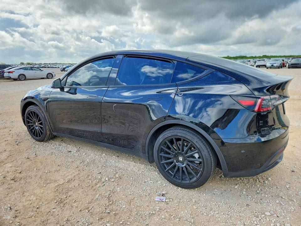 Продажа на аукционе авто 2022 Tesla Model Y, vin: 7SAYGAEE9NF337349, номер лота: 55038716