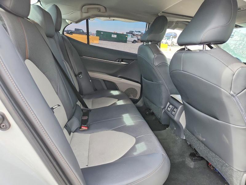 56799596 :رقم المزاد ، 4T1F31AK8LU016897 vin ، 2020 Toyota Camry مزاد بيع