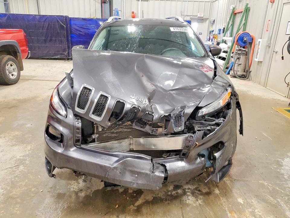 41633386 :رقم المزاد ، 1C4PJMCSXHW651466 vin ، 2017 Jeep Cherokee مزاد بيع