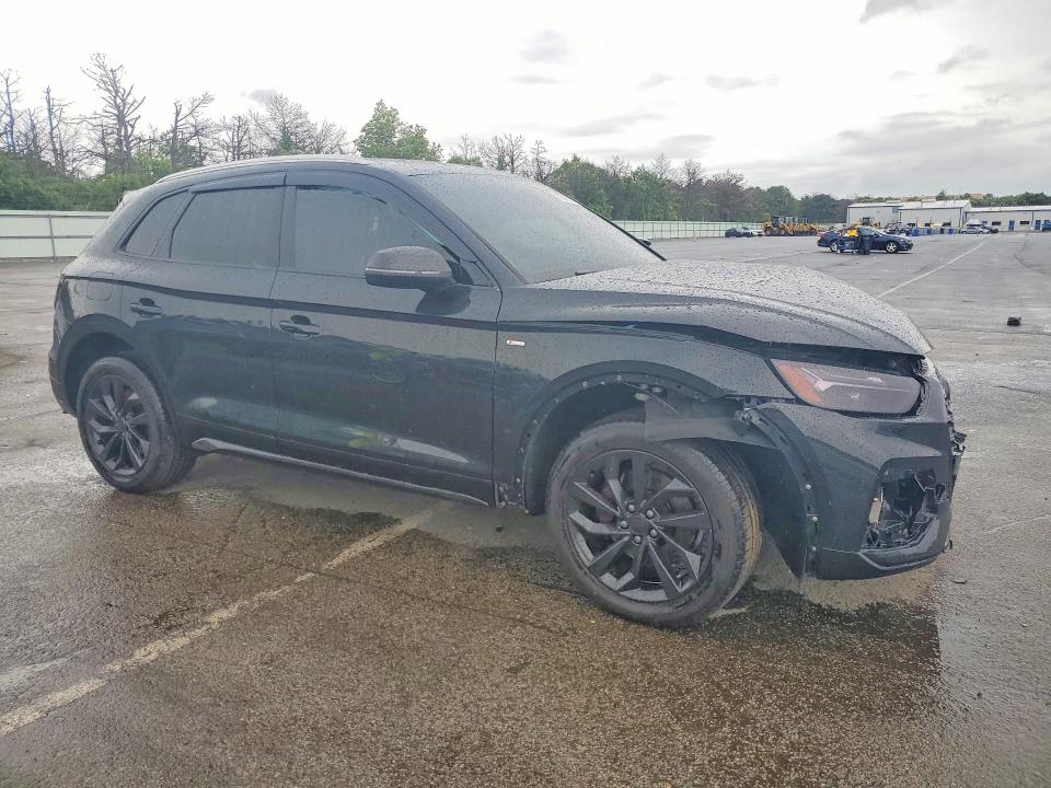 58203946 :رقم المزاد ، WA1EAAFY3R2079584 vin ، 2024 Audi Q5 مزاد بيع