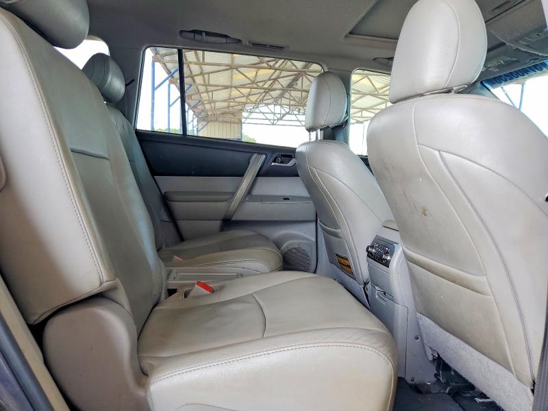 57403256 :رقم المزاد ، 5TDZK3EH4DS129279 vin ، 2013 Toyota Highlander مزاد بيع