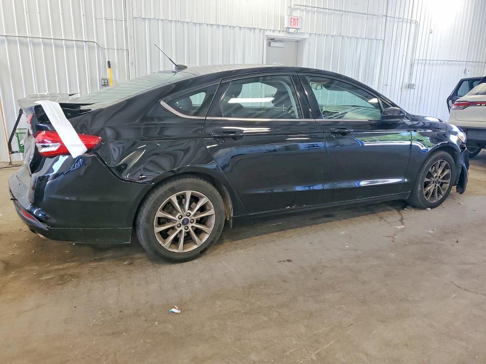 55874356 :رقم المزاد ، 3FA6P0HD9HR179654 vin ، 2017 Ford Fusion مزاد بيع