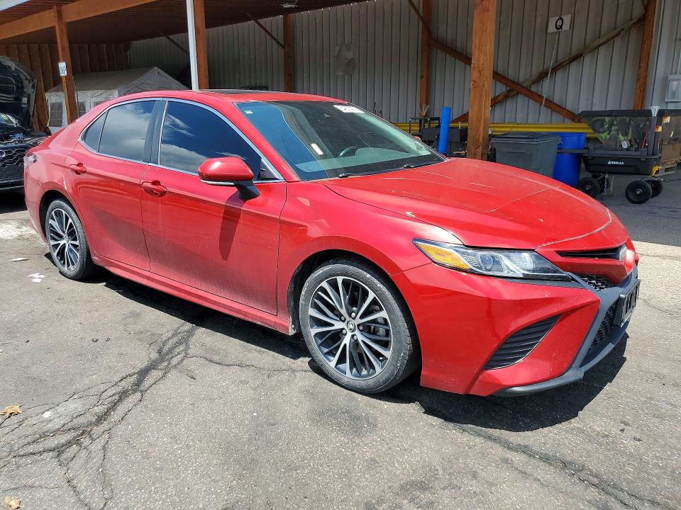 54857956 :رقم المزاد ، 4T1B11HK5KU192041 vin ، 2019 Toyota Camry مزاد بيع