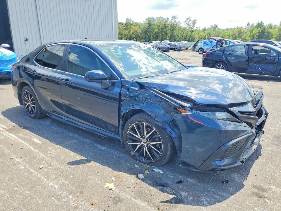 2021 Toyota Camry მანქანა იყიდება აუქციონზე, vin: 4T1G11AK1MU581455, აუქციონის ნომერი: 58200216