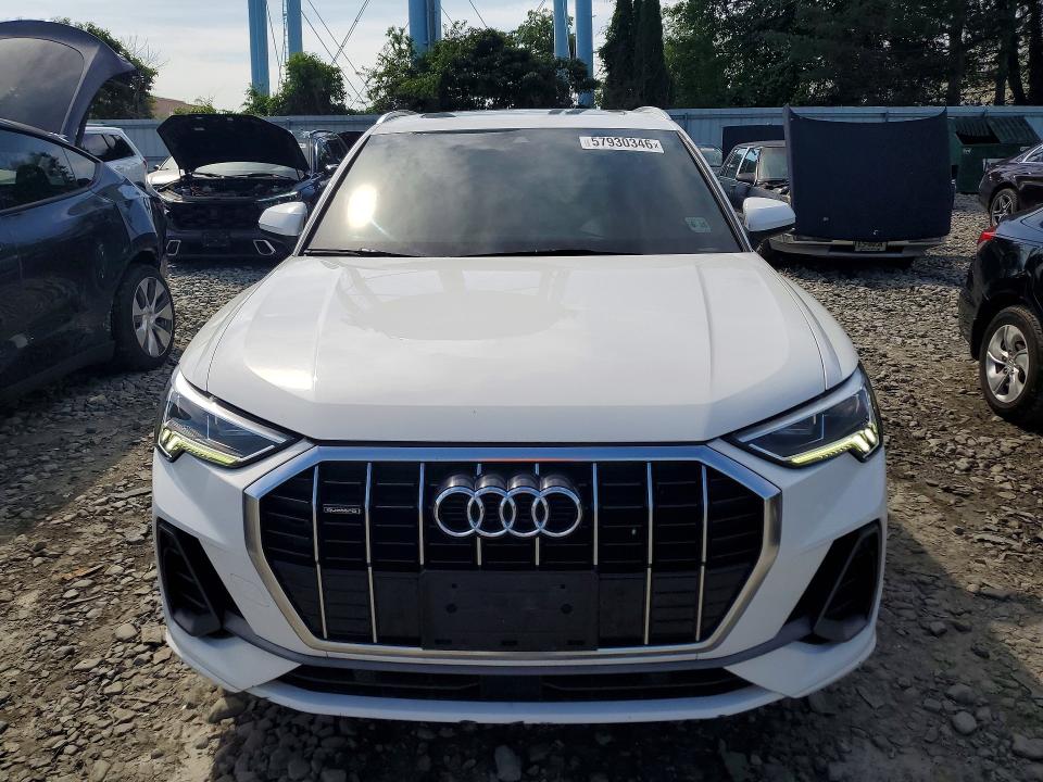 2020 Audi Q3 მანქანა იყიდება აუქციონზე, vin: WA1EECF32L1075849, აუქციონის ნომერი: 57930346