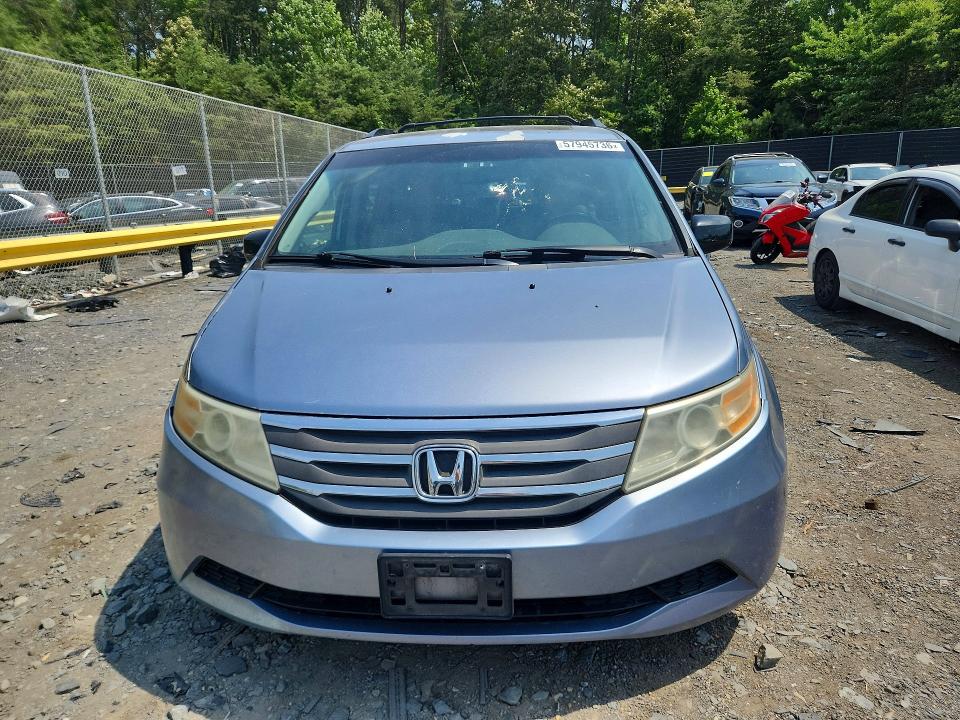 57945736 :رقم المزاد ، 5FNRL5H60BB104027 vin ، 2011 Honda Odyssey مزاد بيع