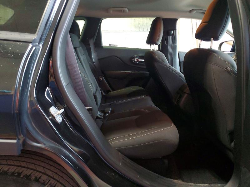 56828896 :رقم المزاد ، 1C4PJMCB3FW792599 vin ، 2015 Jeep Cherokee مزاد بيع