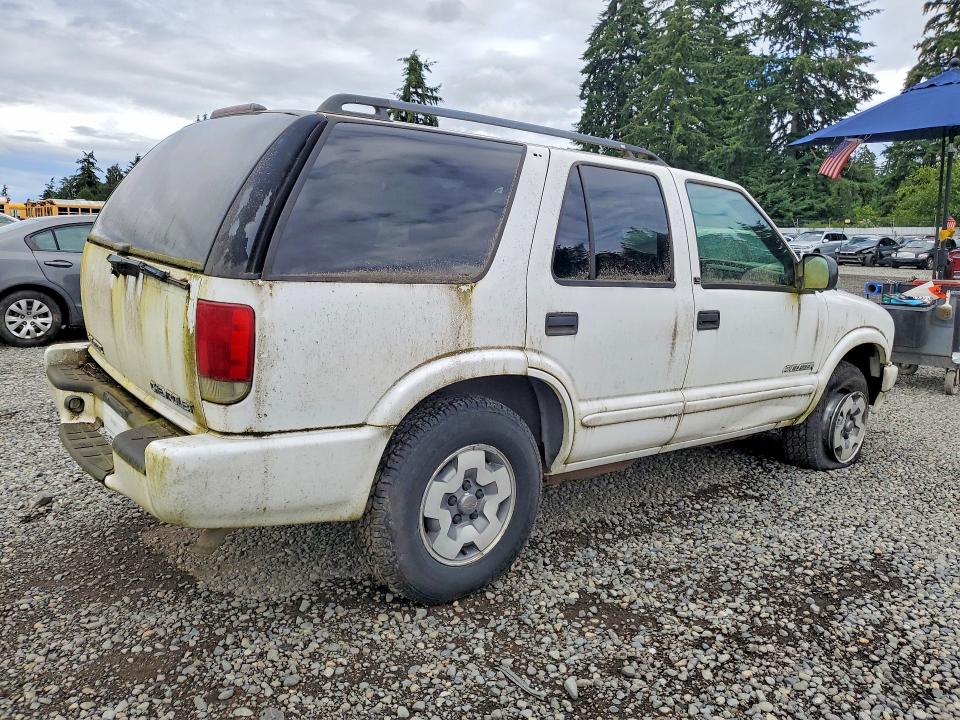 59020716 :رقم المزاد ، 1GNDT13X03K142162 vin ، 2003 Chevrolet Blazer مزاد بيع