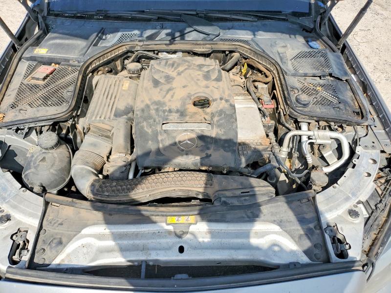 2015 Mercedes-benz C მანქანა იყიდება აუქციონზე, vin: 55SWF4KB8FU028717, აუქციონის ნომერი: 58847656