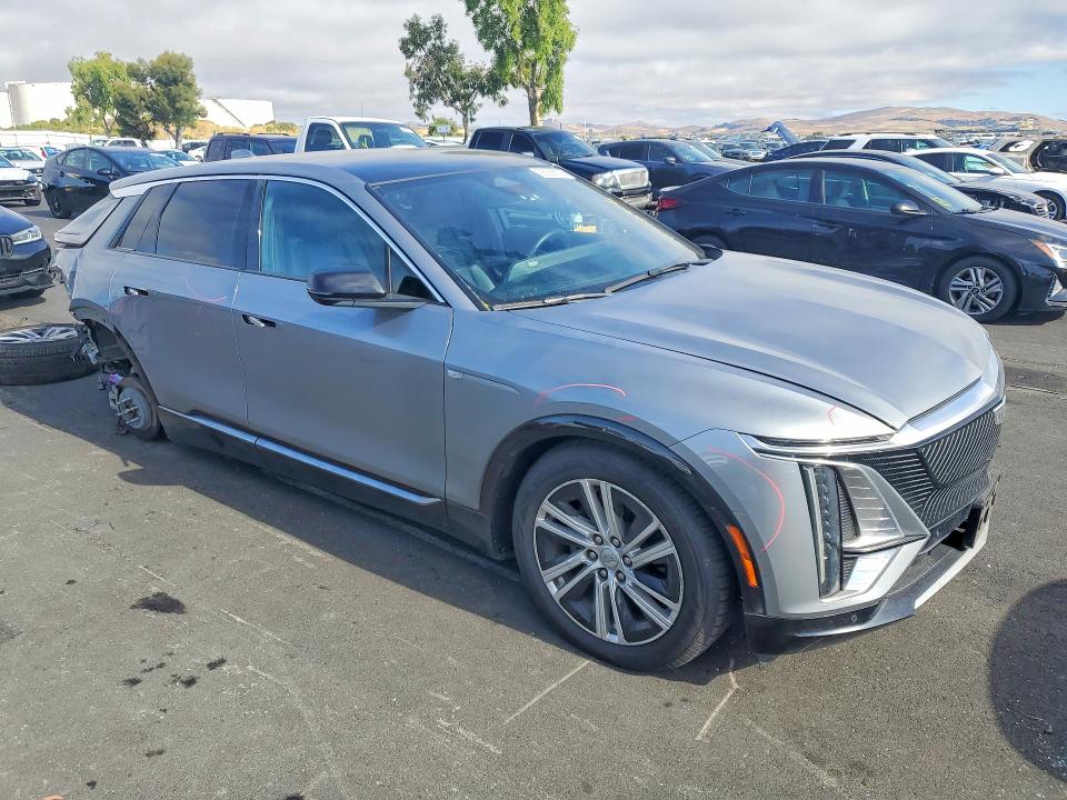 Продаж на аукціоні авто 2024 Cadillac Lyriq, vin: 1GYKPMRL8RZ100195, номер лоту: 56368706