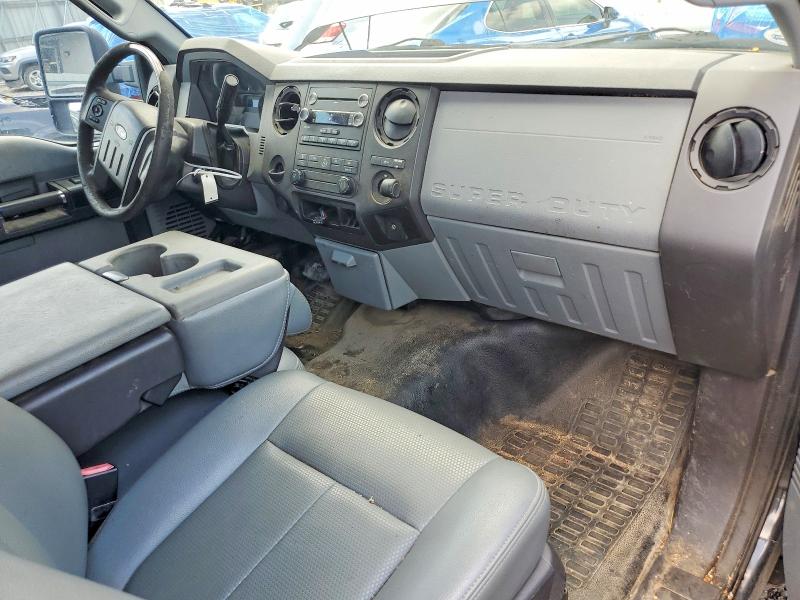 55730036 :رقم المزاد ، 1FTBF2A62BEB33614 vin ، 2011 Ford F250 مزاد بيع