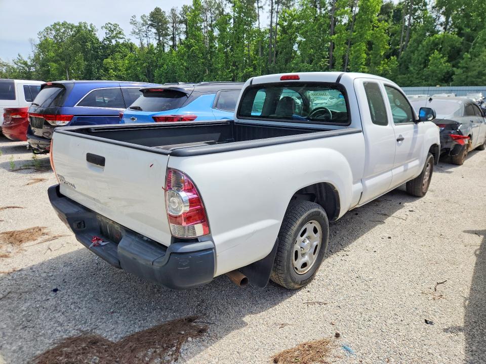 55682666 :رقم المزاد ، 5TFTX4CN5FX062369 vin ، 2015 Toyota Tacoma مزاد بيع