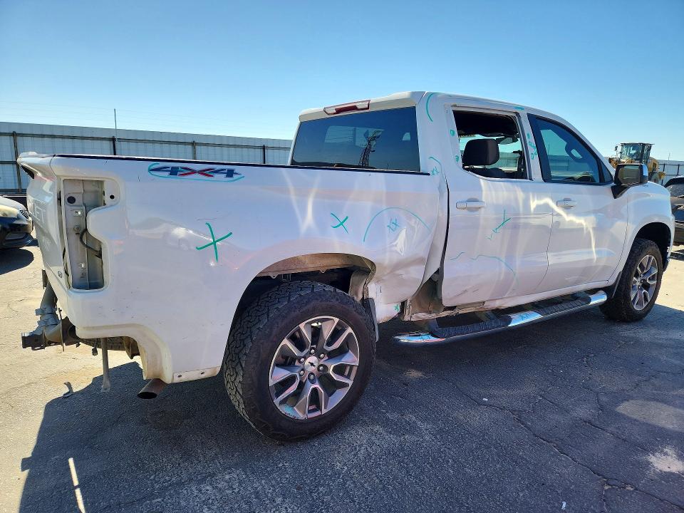 Auction sale of the 2022 Chevrolet Silverado Ltd, vin: 3GCUYDED8NG182126, lot number: 56475836