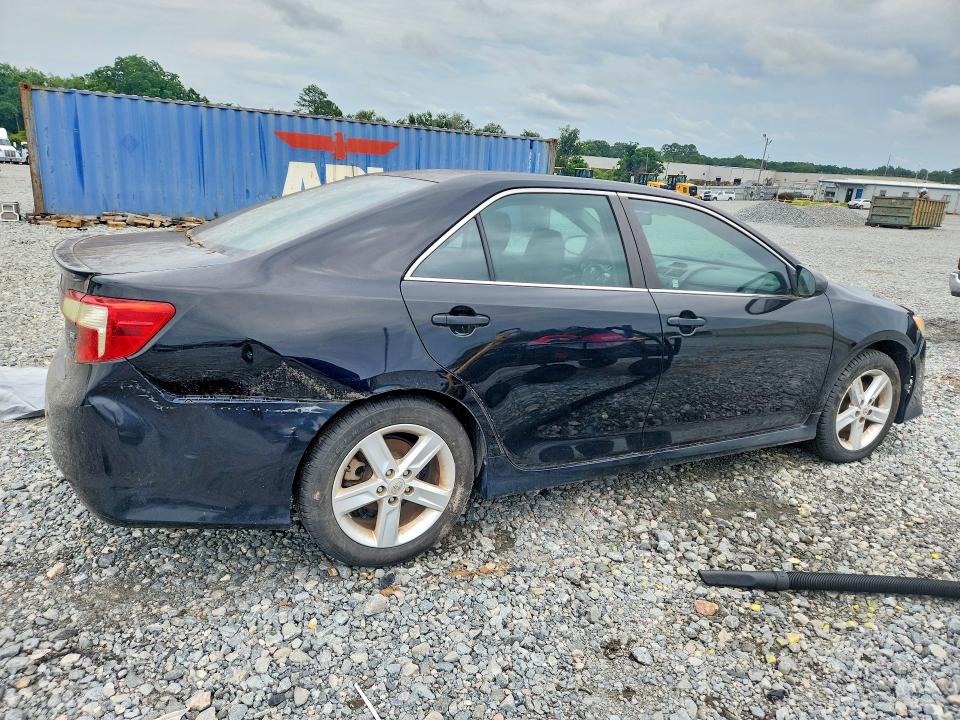 57835666 :رقم المزاد ، 4T1BF1FK1CU594337 vin ، 2012 Toyota Camry مزاد بيع