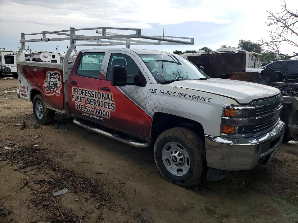 Продажа на аукционе авто 2015 Chevrolet Silverado, vin: 1GC1KUEG3FF131683, номер лота: 52989156