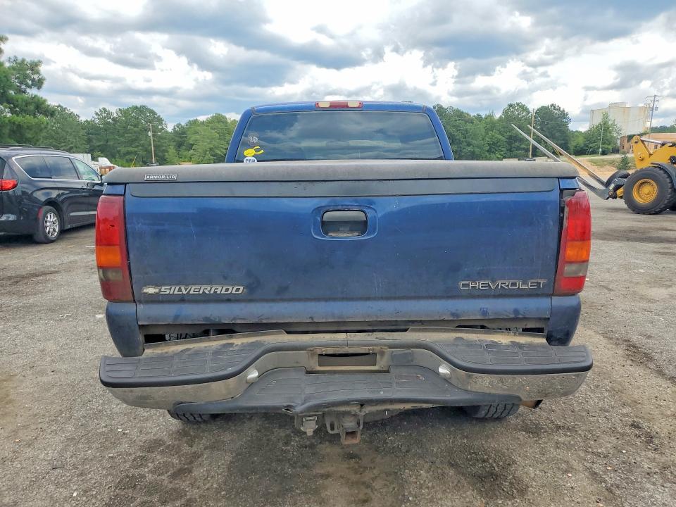 2002 Chevrolet Silverado მანქანა იყიდება აუქციონზე, vin: 1GCHC29UX2E124861, აუქციონის ნომერი: 58633426