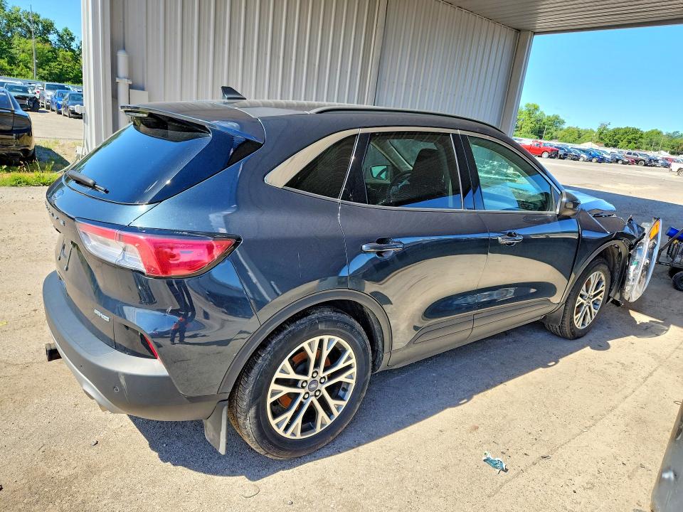 Продажа на аукционе авто 2022 Ford Escape, vin: 1FMCU9H93NUA77305, номер лота: 57537376