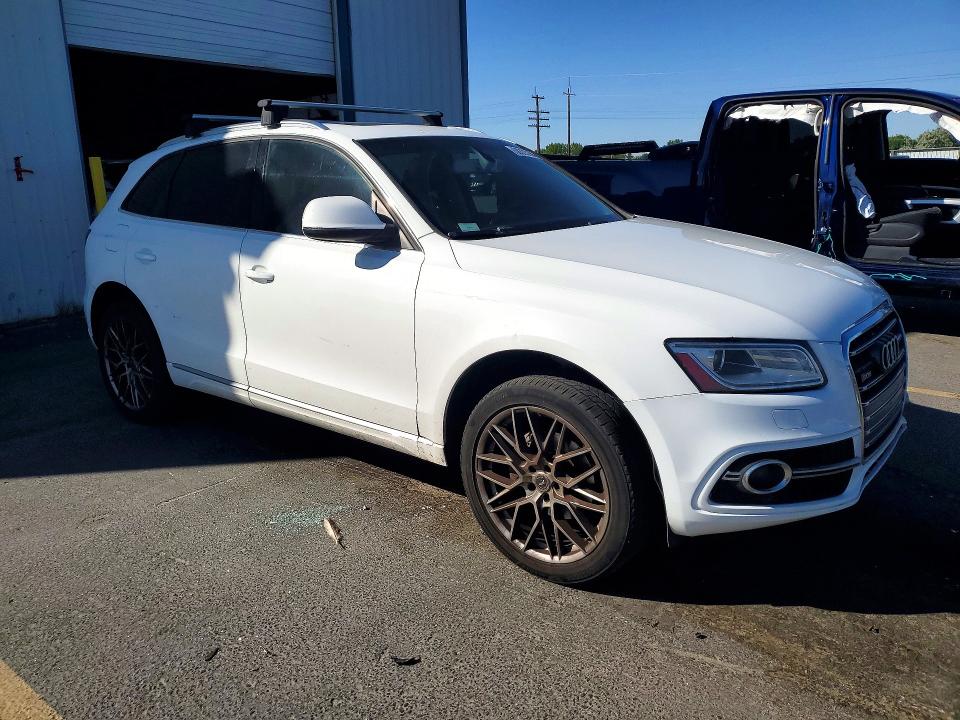 58323166 :رقم المزاد ، WA1CFAFP2EA041392 vin ، 2014 Audi Q5 مزاد بيع