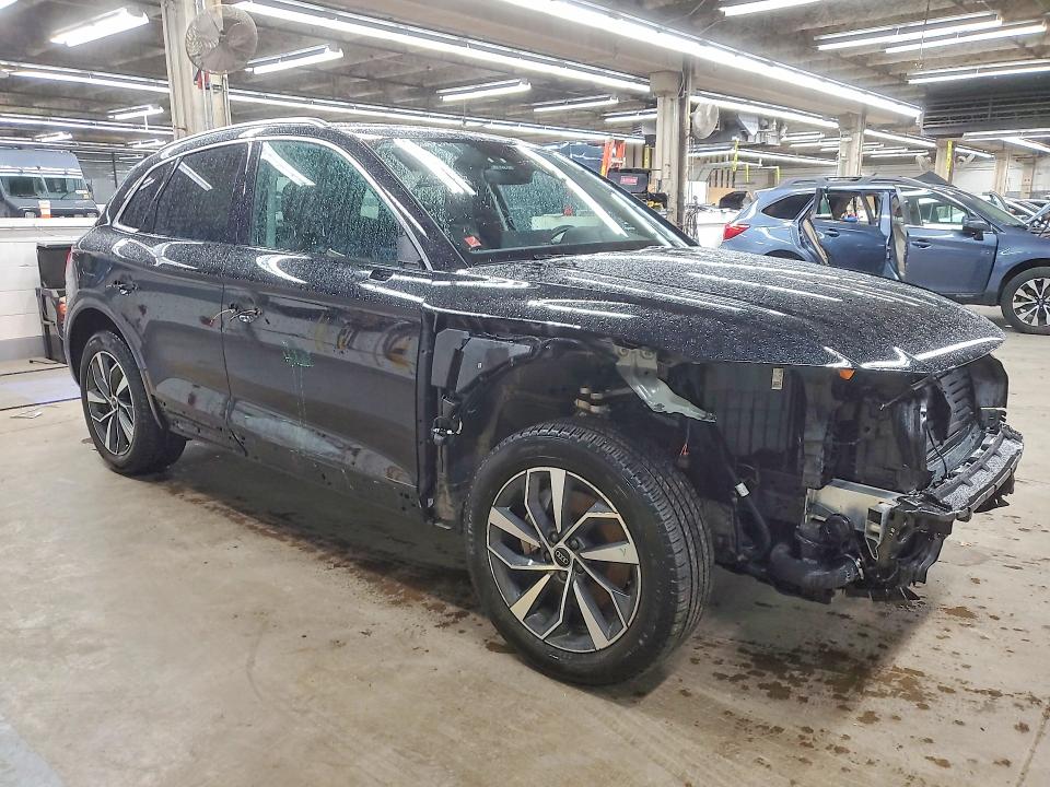57638856 :رقم المزاد ، WA1EAAFYXP2173507 vin ، 2023 Audi Q5 مزاد بيع