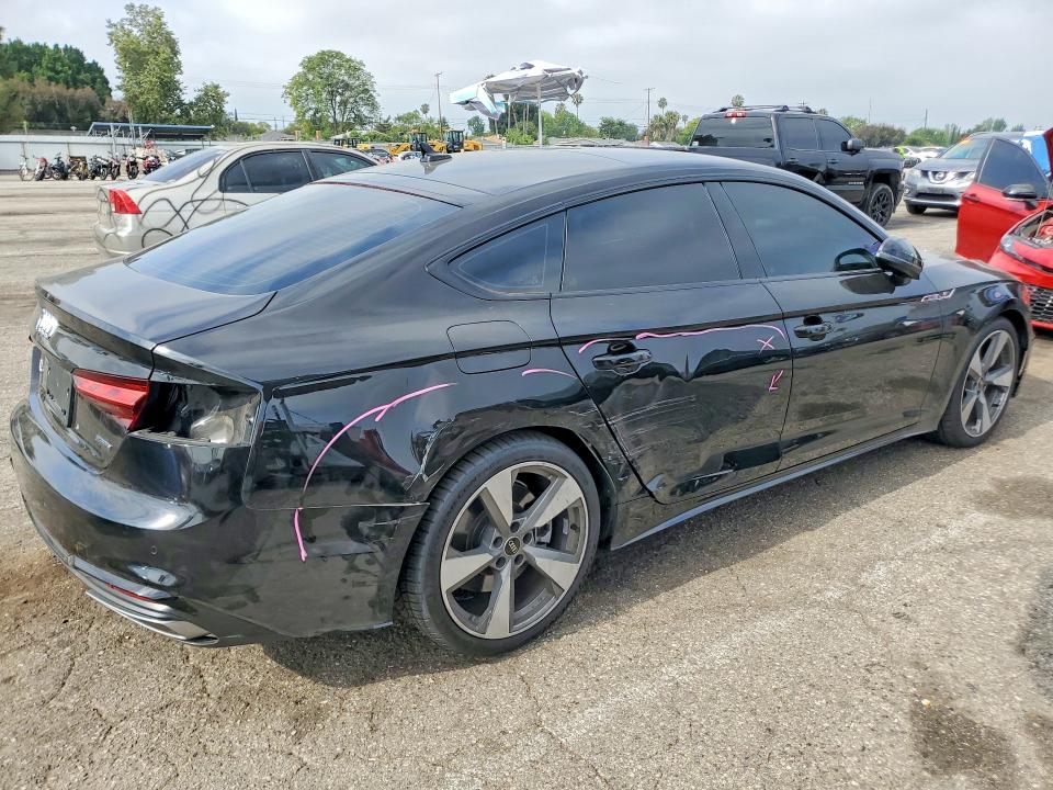 55375686 :رقم المزاد ، WAUFACF58MA045549 vin ، 2021 Audi A5 مزاد بيع