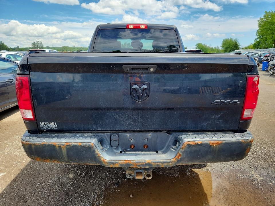 55977416 :رقم المزاد ، 1C6RR7FG3JS288796 vin ، 2018 Ram 1500 مزاد بيع