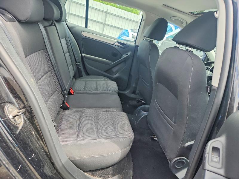 55425686 :رقم المزاد ، WVWDB7AJ2BW336311 vin ، 2011 Volkswagen Golf مزاد بيع