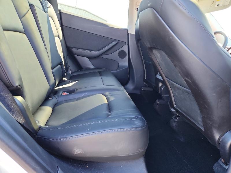 58914916 :رقم المزاد ، 5YJYGDEEXLF009403 vin ، 2020 Tesla Model Y مزاد بيع