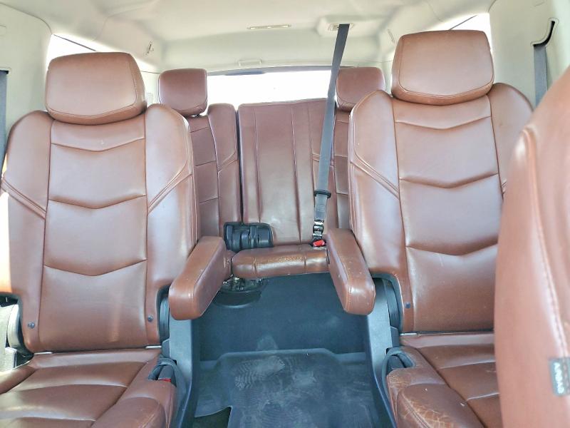 56668816 :رقم المزاد ، 1GYS4TKJ1FR507573 vin ، 2015 Cadillac Escalade مزاد بيع