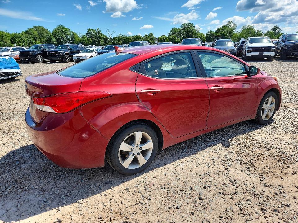 Продажа на аукционе авто 2013 Hyundai Elantra, vin: KMHDH4AE3DU686377, номер лота: 58717406