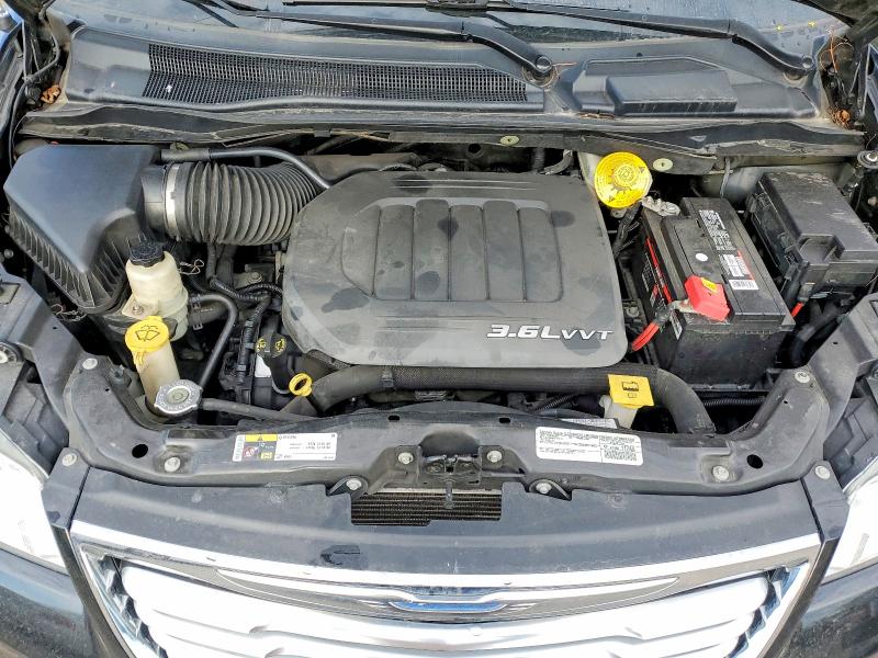 57267996 :رقم المزاد ، 2C4RC1CG8FR636600 vin ، 2015 Chrysler Town & Country مزاد بيع