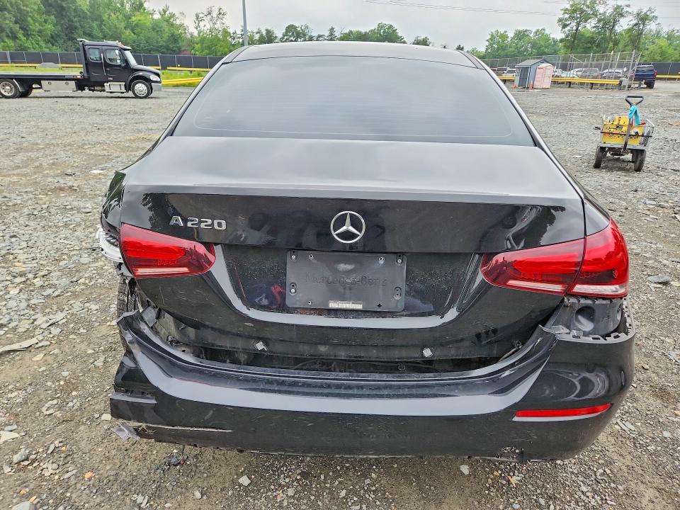 2019 Mercedes-benz A მანქანა იყიდება აუქციონზე, vin: WDD3G4EB1KW025988, აუქციონის ნომერი: 57450326