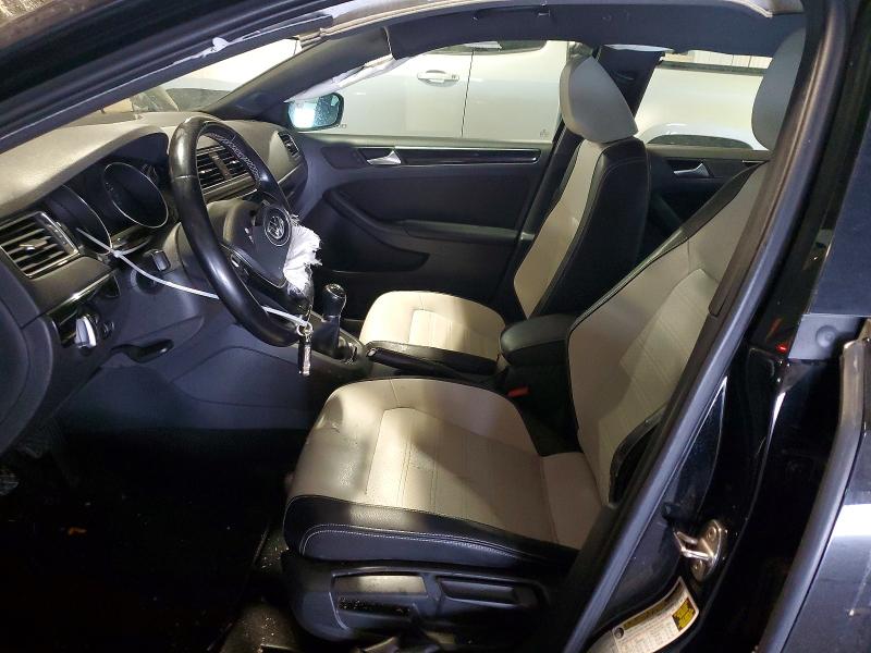 55893796 :رقم المزاد ، 3VWB17AJ0FM341049 vin ، 2015 Volkswagen Jetta مزاد بيع