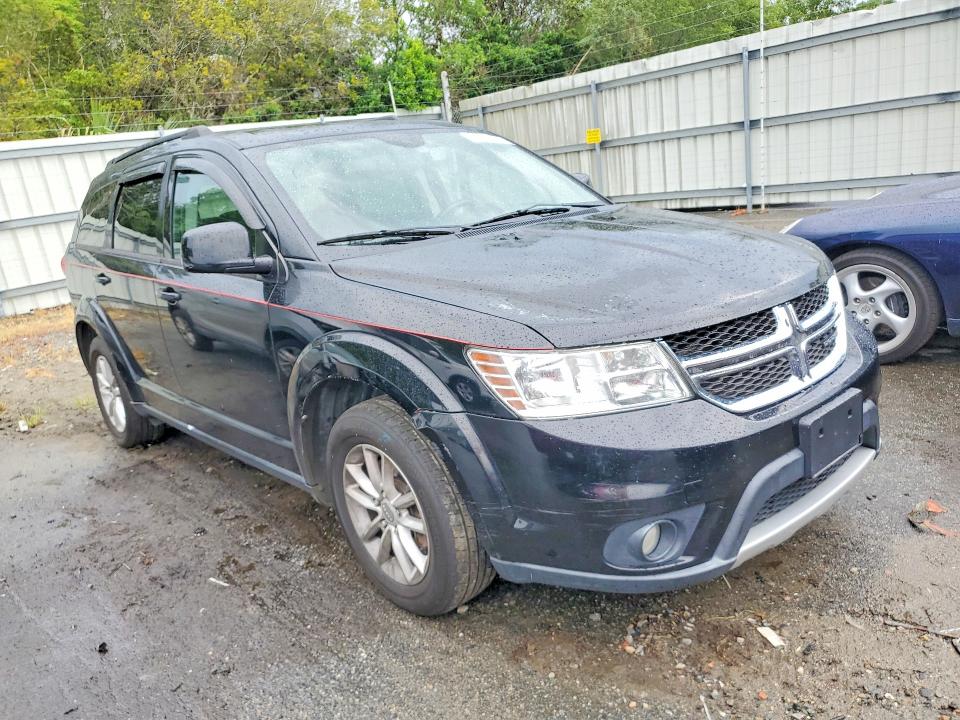 57549166 :رقم المزاد ، 3C4PDDBGXFT598047 vin ، 2015 Dodge Journey مزاد بيع