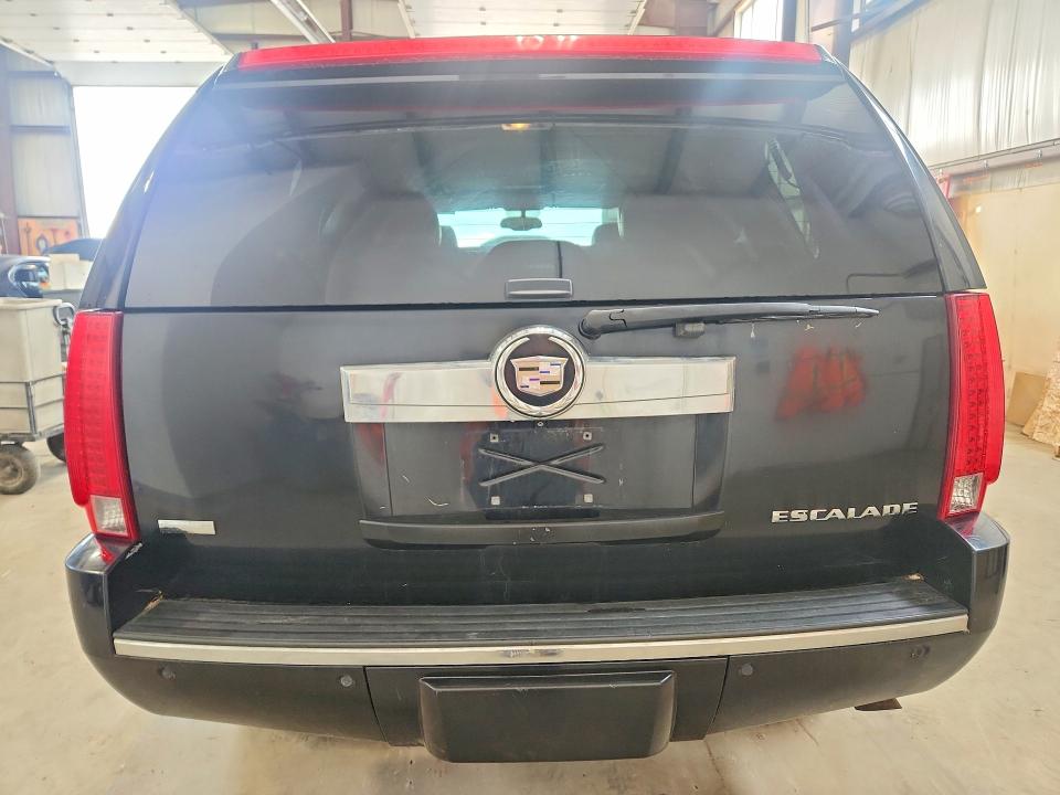 2011 Cadillac Escalade მანქანა იყიდება აუქციონზე, vin: 1GYS4BEF5BR194488, აუქციონის ნომერი: 57444166