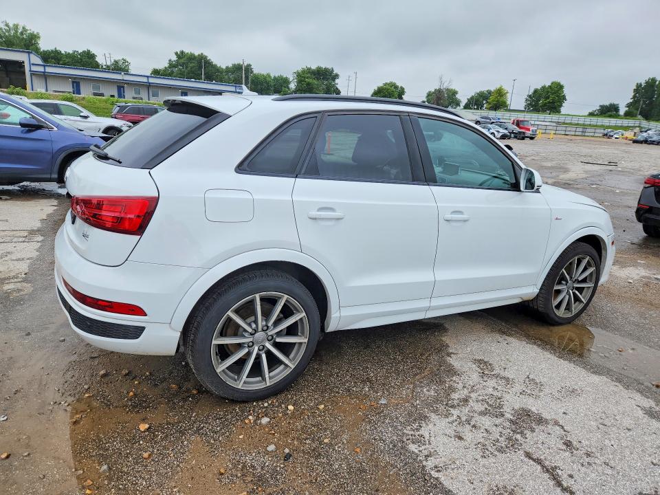 Продажа на аукционе авто 2018 Audi Q3, vin: WA1HCCFS2JR005664, номер лота: 58808886