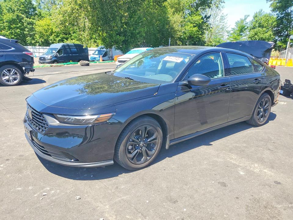 55443946 :رقم المزاد ، 1HGCY1F44SA033538 vin ، 2025 Honda Accord مزاد بيع