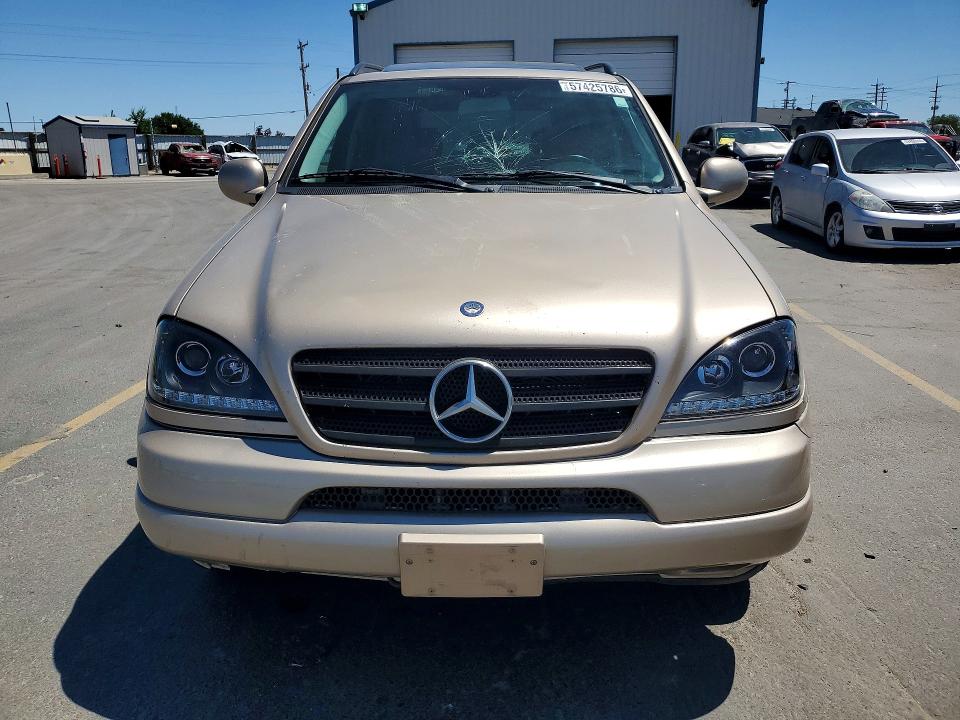 57425786 :رقم المزاد ، 4JGAB54E61A277132 vin ، 2001 Mercedes-benz Ml مزاد بيع