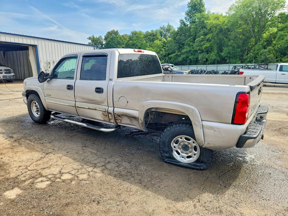 55808326 :رقم المزاد ، 1GCGC23U14F201103 vin ، 2004 Chevrolet Silverado مزاد بيع