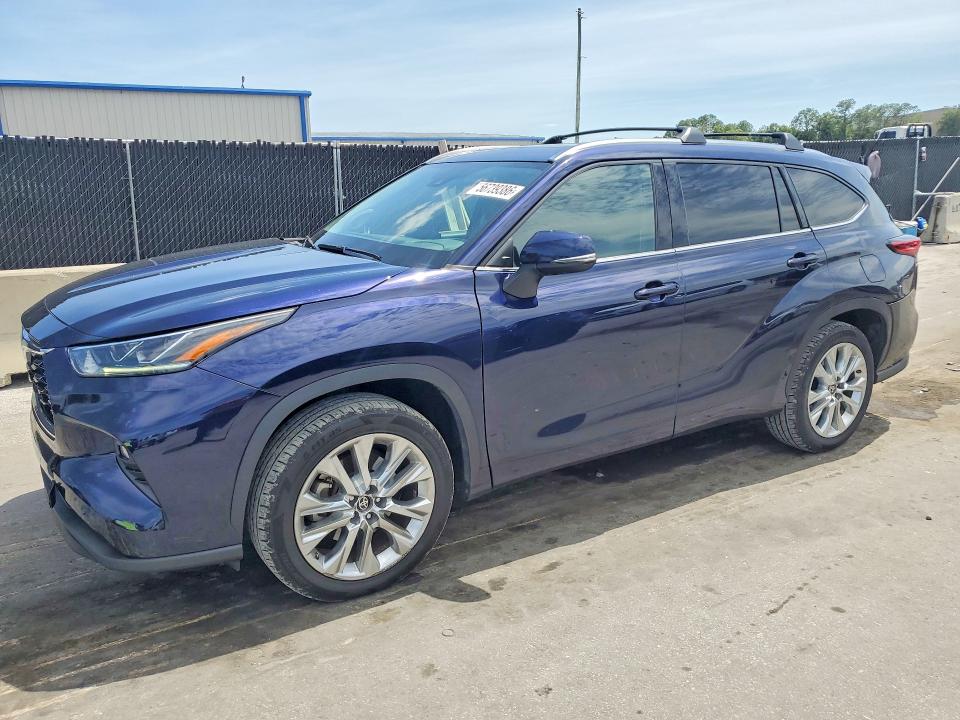 56739386 :رقم المزاد ، 5TDYZRAH7MS527876 vin ، 2021 Toyota Highlander مزاد بيع